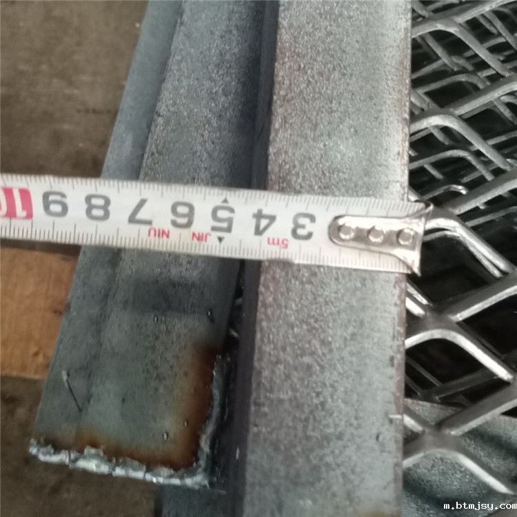 1644822858739011855.jpg 角钢板网.jpg